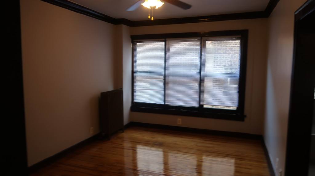 Apartment for rent at 846 W Montrose, Chicago, IL 60626