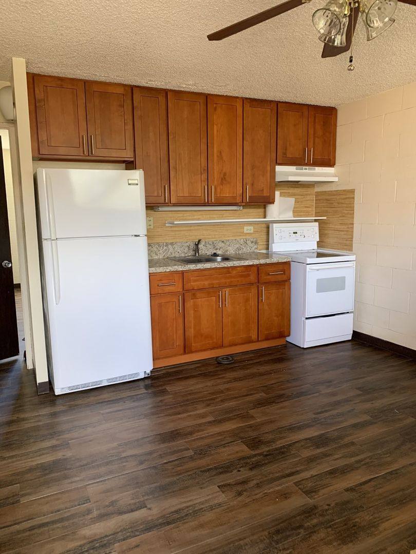 Apartment for rent at 1038 Spencer St, Honolulu, HI 96822
