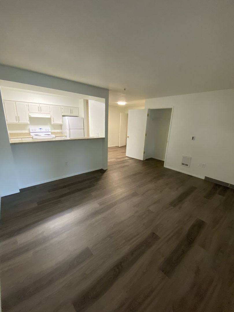 Apartment for rent at 11328 NE 51st Circle, Vancouver, WA 98682