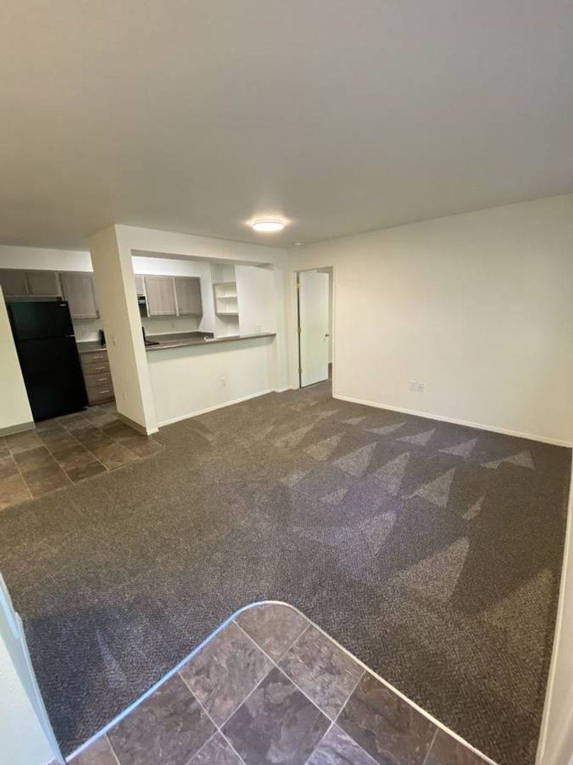 Apartment for rent at 11328 NE 51st Circle, Vancouver, WA 98682