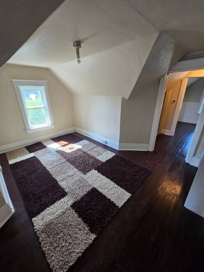 Apartment for rent at 2821 Wicklow St, Duluth, MN 55806