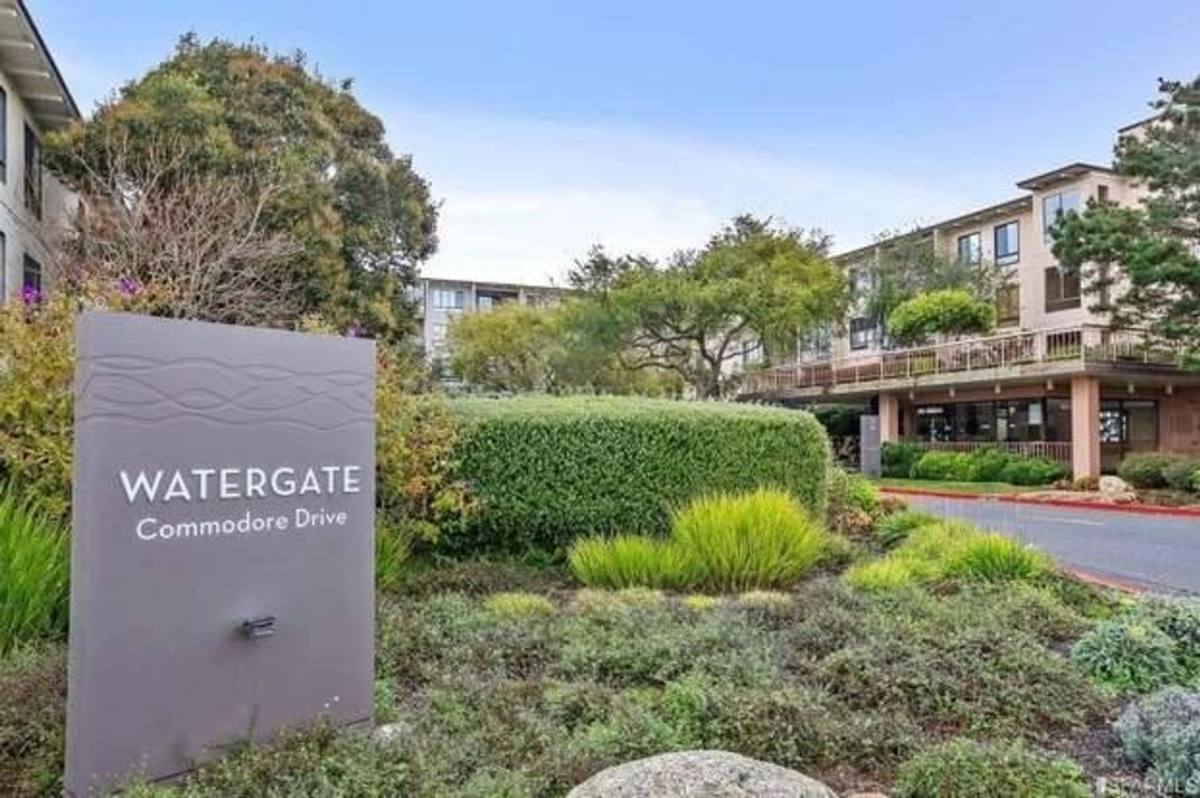 Condo for rent at 3 Commodore Dr, Emeryville, CA 94608