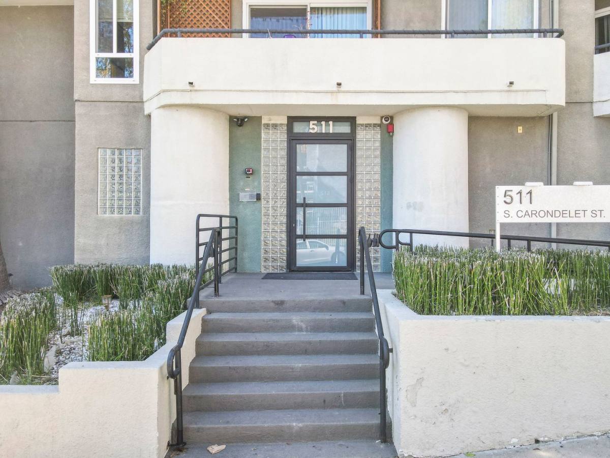 Apartment for rent at 511 S Carondelet St, Los Angeles, CA 90057