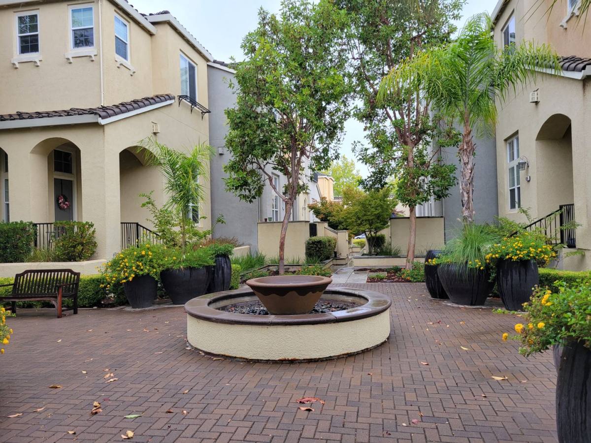 Condo for rent at 10280 Park Green Lane, Cupertino, CA 95014
