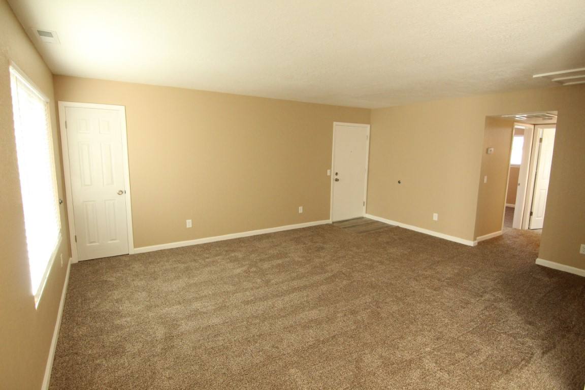 Apartment for rent at 1435 Willis St, Redding, CA 96001