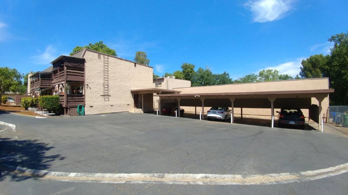 Apartment for rent at 1435 Willis St, Redding, CA 96001