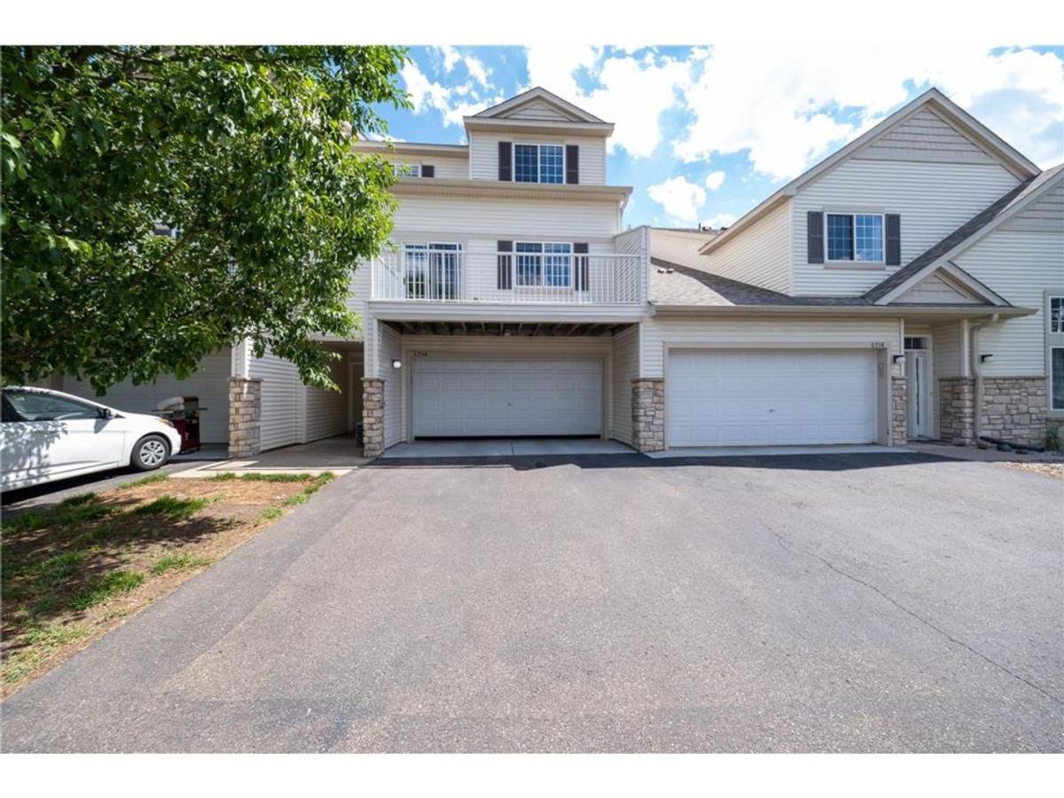 Townhouse for rent at 6754 Pine Crest Trail S, Cottage Grove, MN 55016