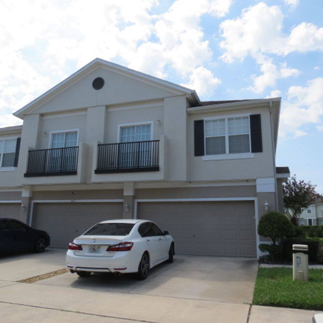 Townhouse for rent at 6610 S Goldenrod Rd, Orlando, FL 32822