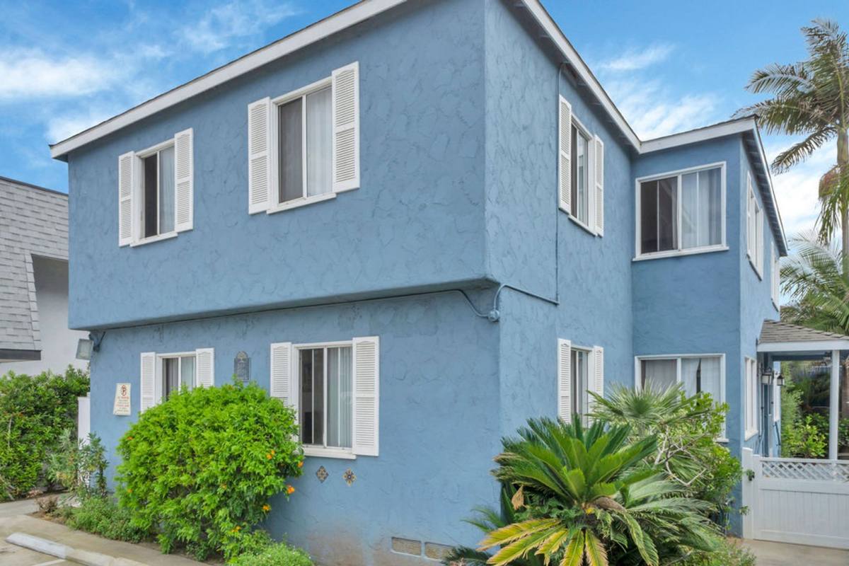 Apartment for rent at 855 Emerald St, San Diego, CA 92109