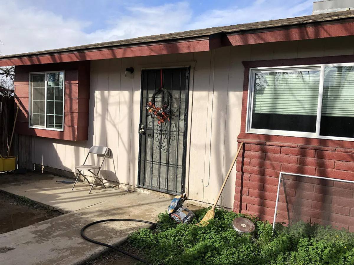 Apartment for rent at 308 Oswell St, Bakersfield, CA 93307