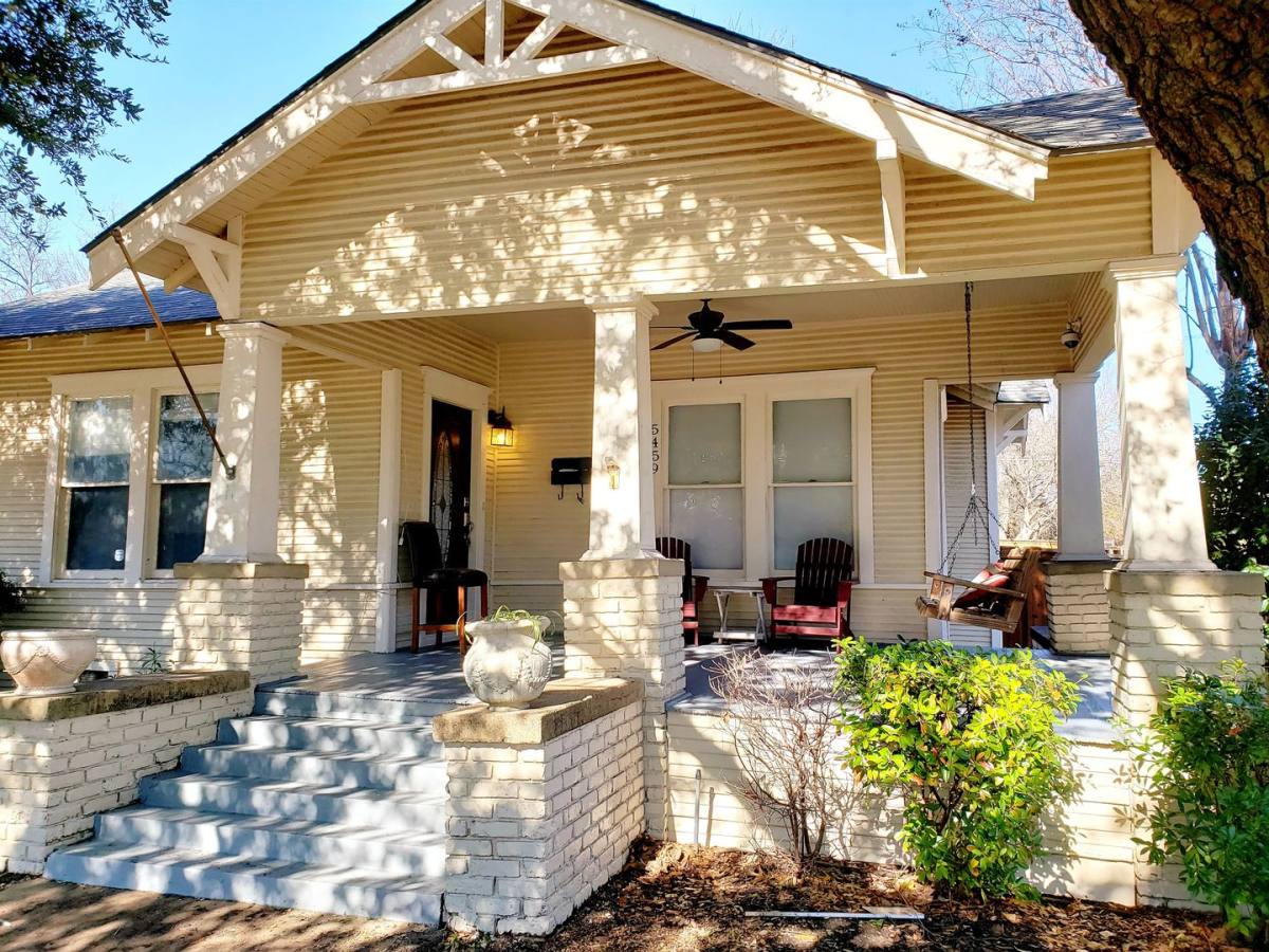 House for rent at 5459 Miller Ave, Dallas, TX 75206