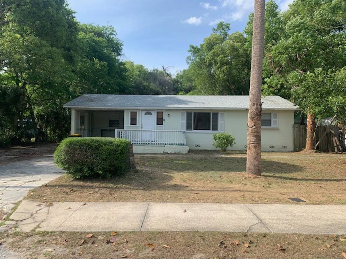 House for rent at 607 Patlin Ave, Orange City, FL 32763