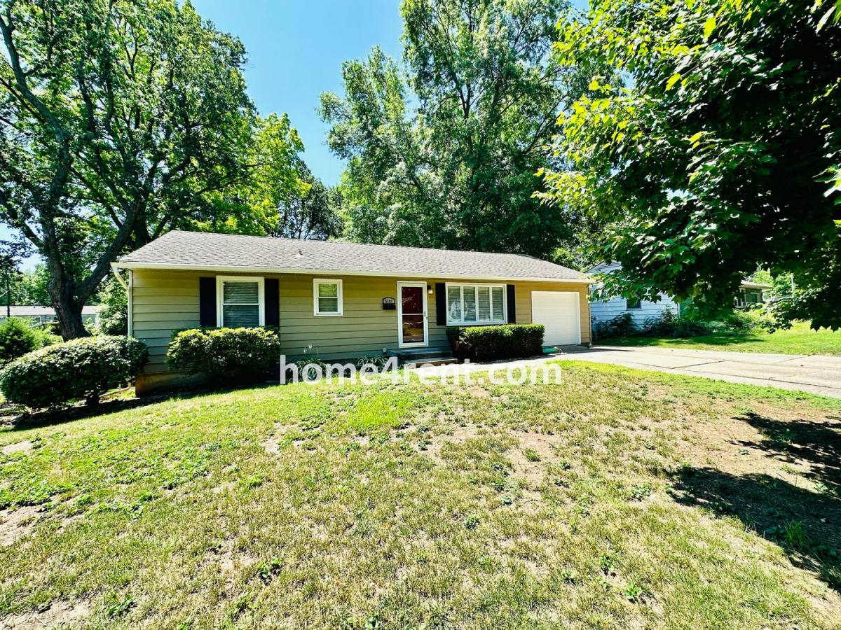 House for rent at 6701 W 76th Terrace, Overland Park, KS 66204