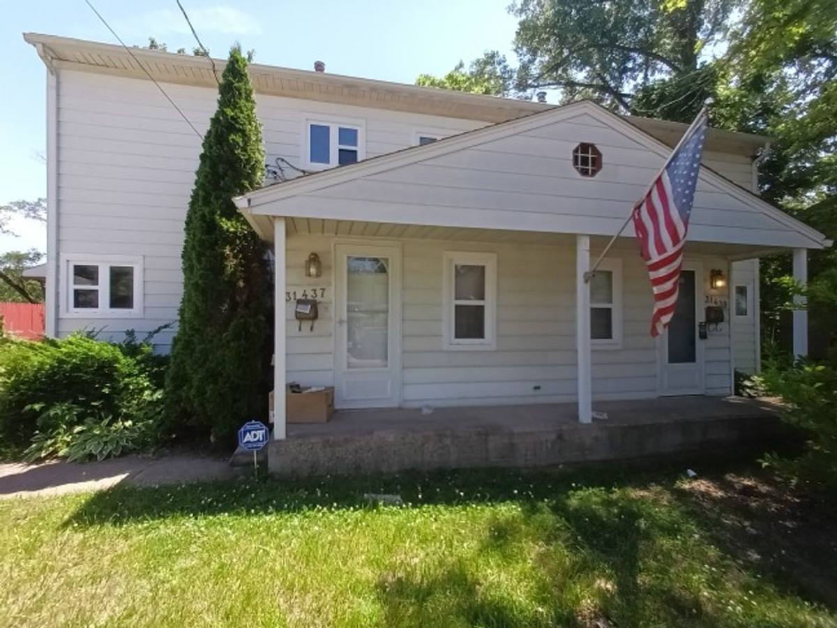Apartment for rent at 31437-39 Alcona, Westland, MI 48186