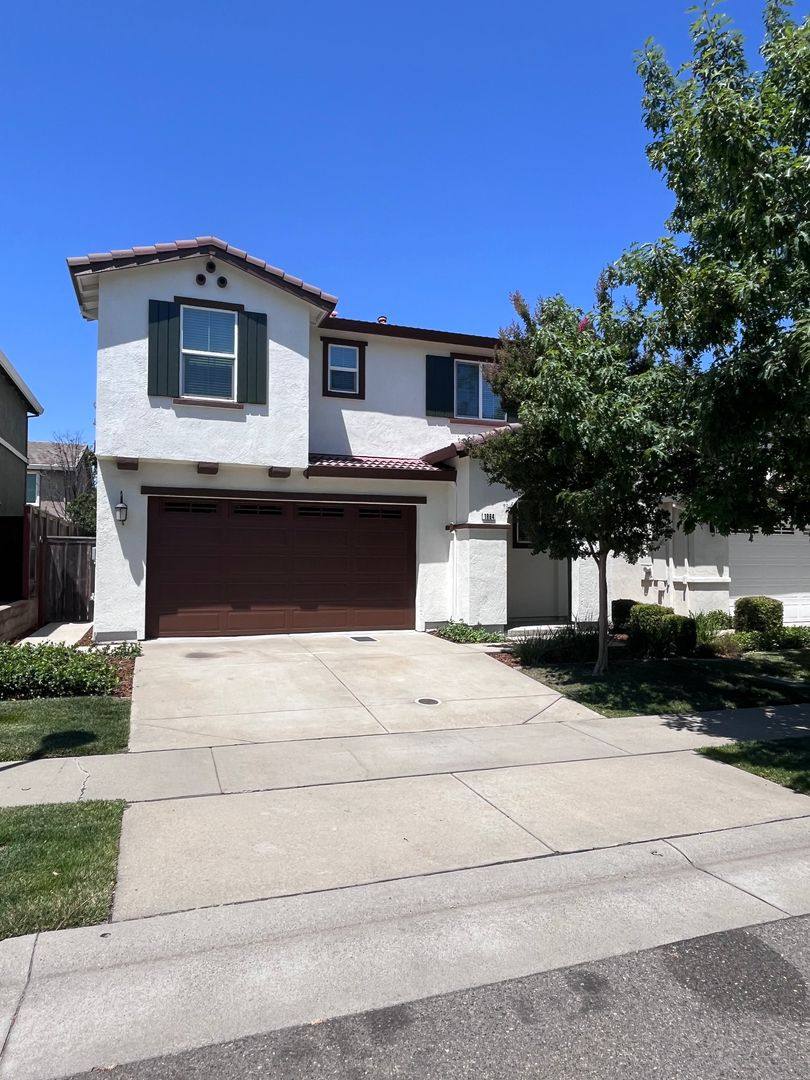 House for rent at 1864 Glenmark Way, Roseville, CA 95747