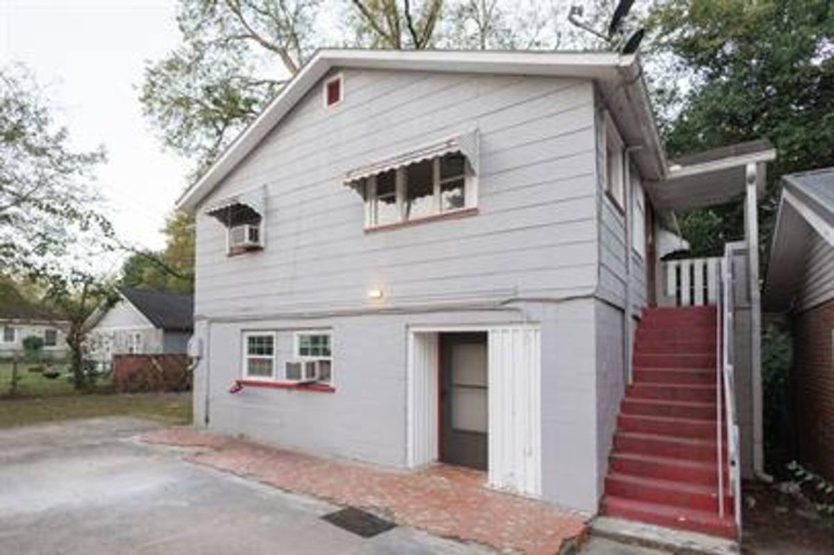 Apartment for rent at 1347 Bailey Ave, Macon, GA 31204
