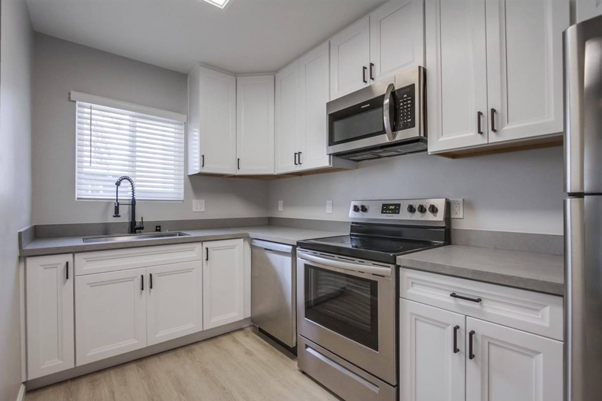 Apartment for rent at 1650 Emerald St, San Diego, CA 92109