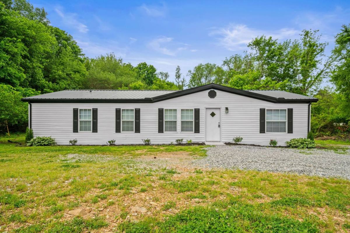 House for rent at 3840 Edd Ross Rd, Cedar Hill, TN 37032