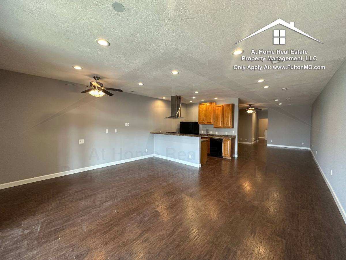 Apartment for rent at 2606 N Bluff St #108, Fulton, MO 65251