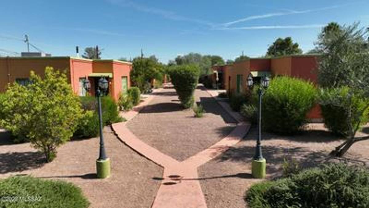 Apartment for rent at 1926-1944 N Tucson Blvd, Tucson, AZ 85716