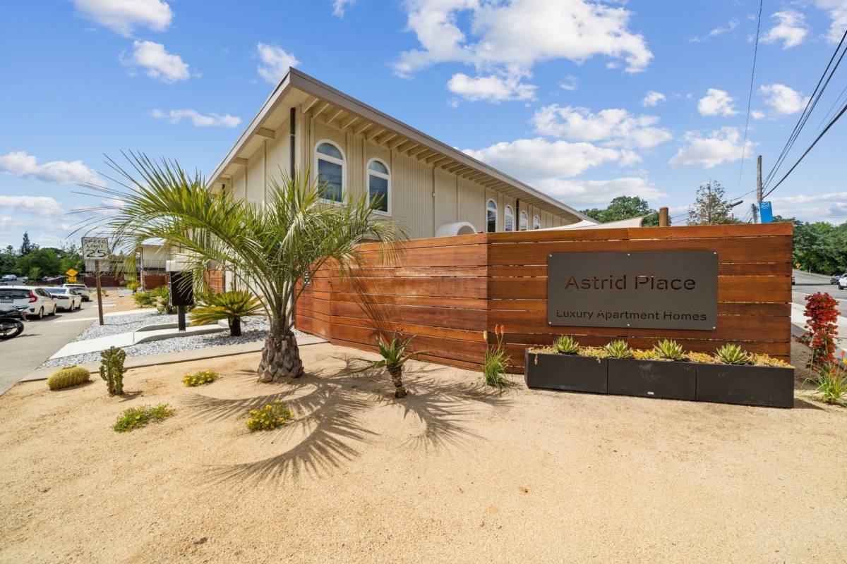 Townhouse for rent at 5201 San Juan Ave, Fair Oaks, CA 95628