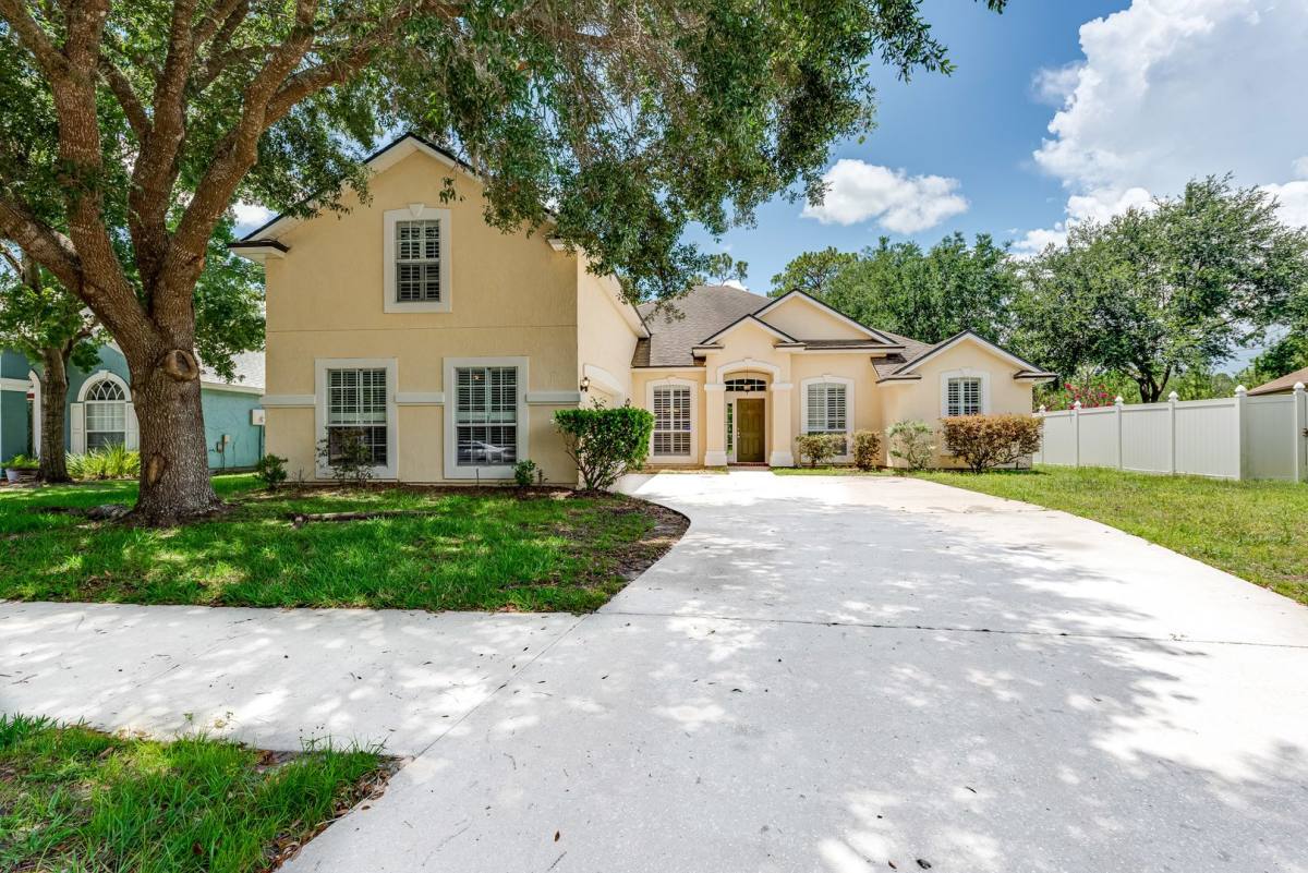 House for rent at 14000 Redrock Lake Dr, Jacksonville, FL 32226
