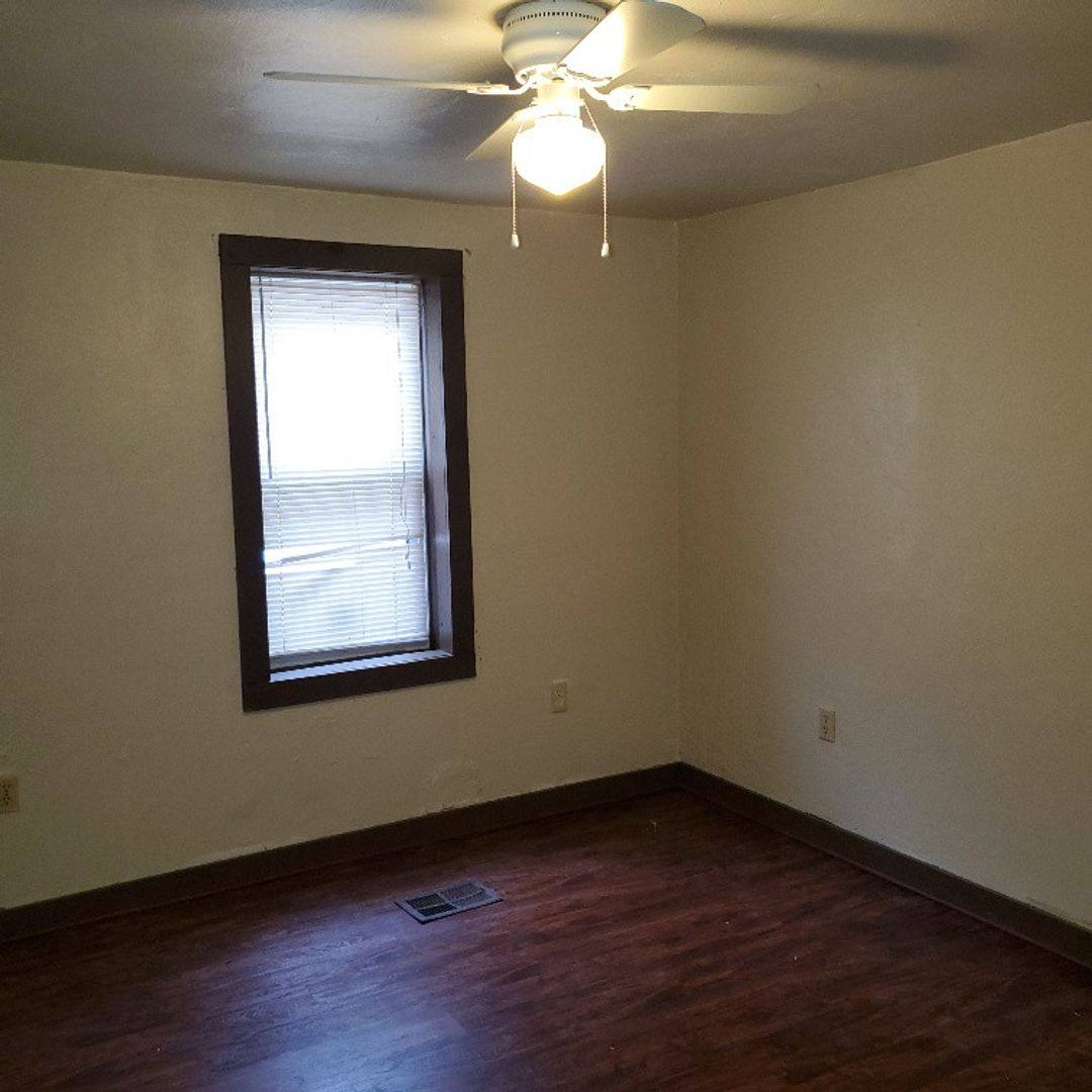 House for rent at 3812 Canton Ave, Lorain, OH 44055