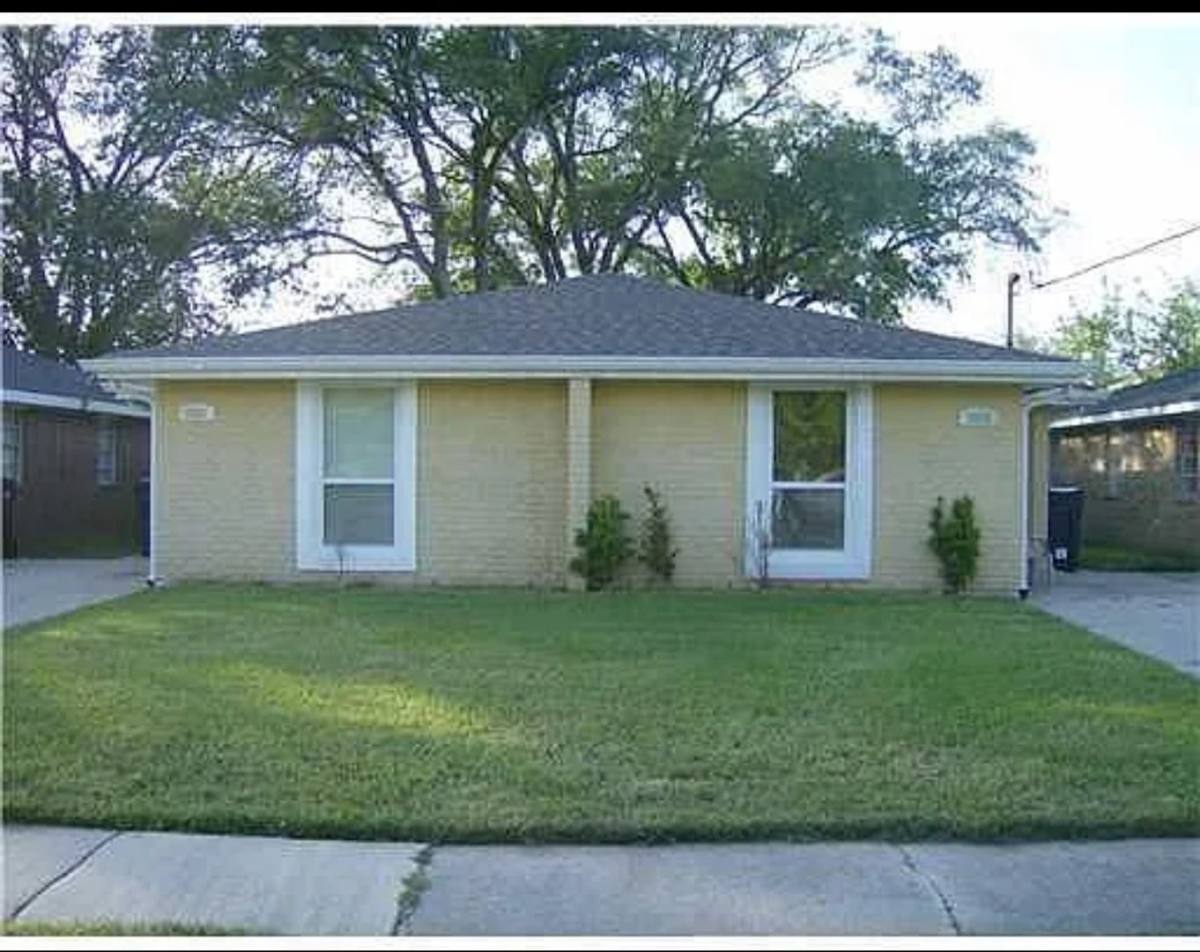 Apartment for rent at 13231-33 Curran Rd, New Orleans, LA 70128