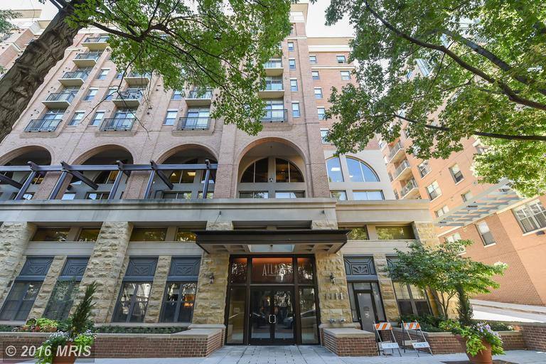 Apartment for rent at 1111 25th St NW, Washington, DC 20037