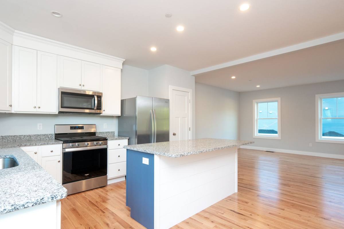 Townhouse for rent at 2 Lauren's Dr, South Berwick, ME 03908