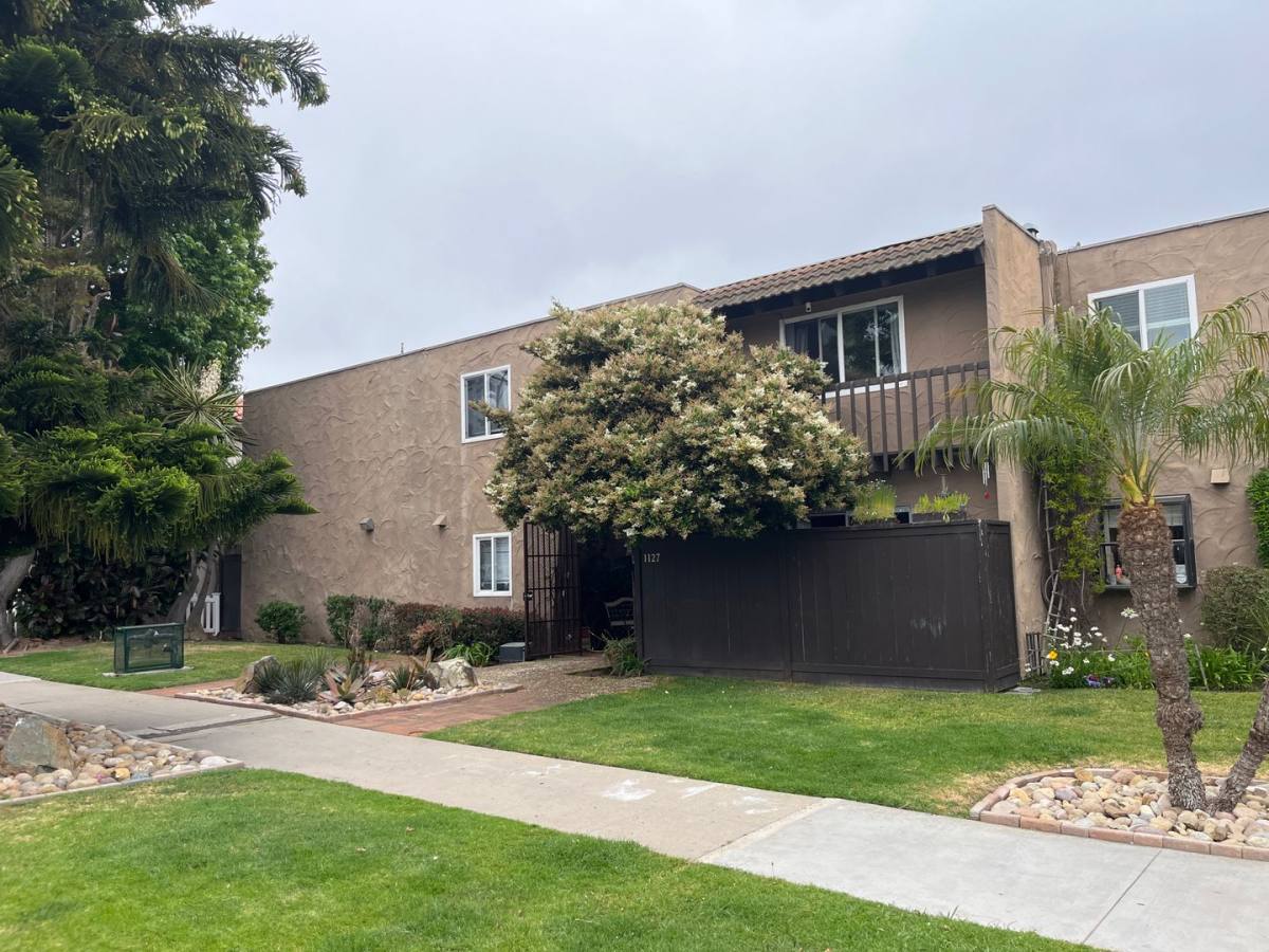 House for rent at 1127 Thomas Ave, San Diego, CA 92109