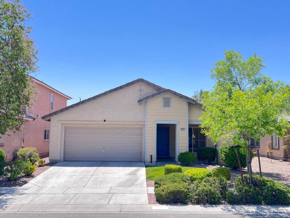 House for rent at 10791 Silver Lace Ave, Las Vegas, NV 89135