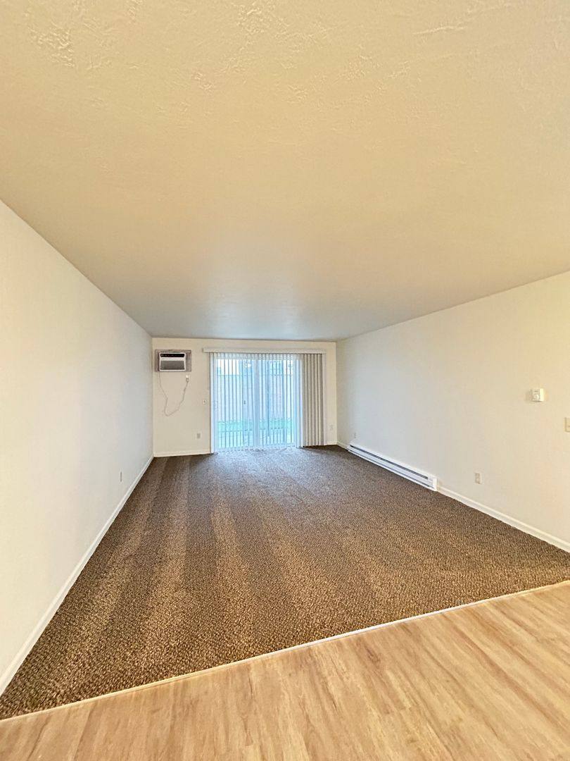 Apartment for rent at 624 E Nelson Rd, Moses Lake, WA 98837