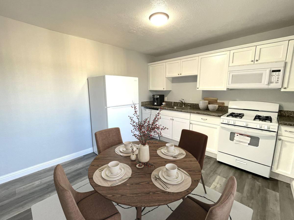 Apartment for rent at 2443 Wyda Way, Sacramento, CA 95825