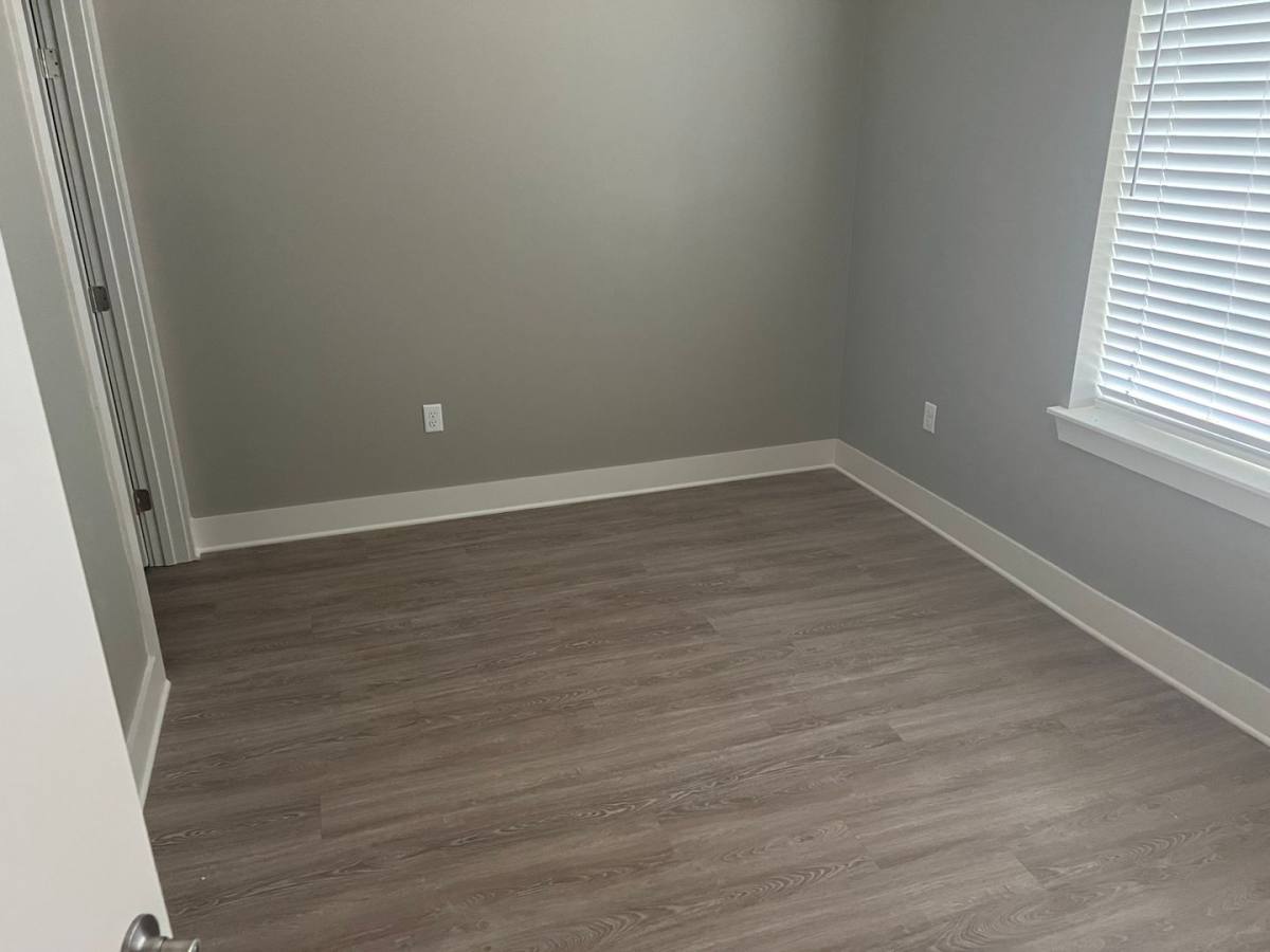Apartment for rent at 3440 Southern Ave, Memphis, TN 38111