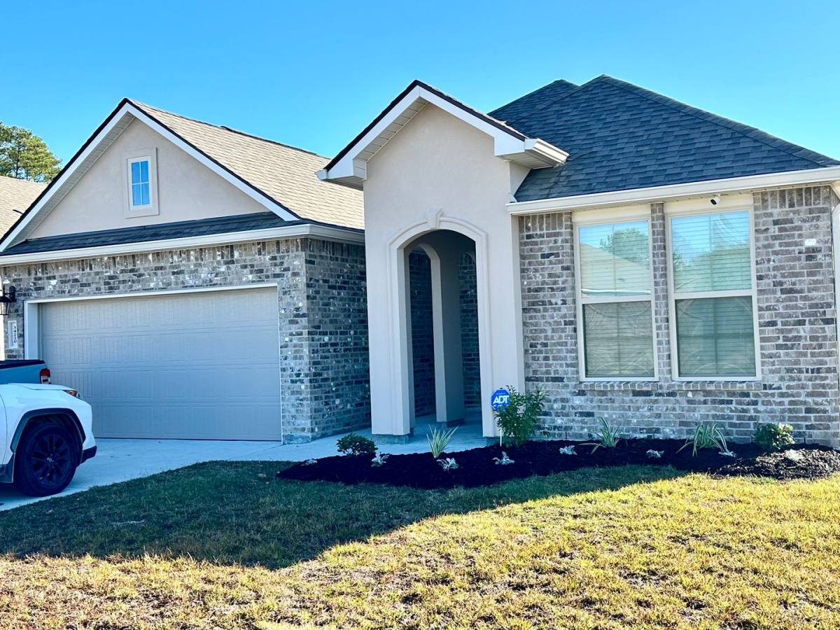 House for rent at 34220 Garnet Lake Dr, Walker, LA 70785