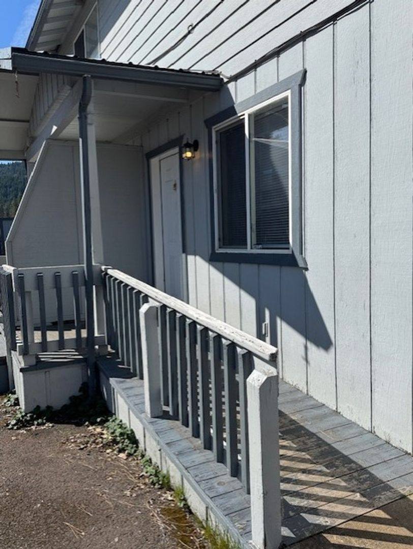 Apartment for rent at 248 S St, Butte Falls, OR 97522