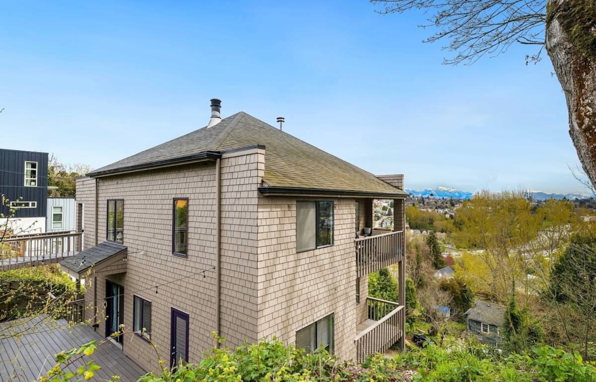 Apartment for rent at 1500 S Atlantic St, Seattle, WA 98144