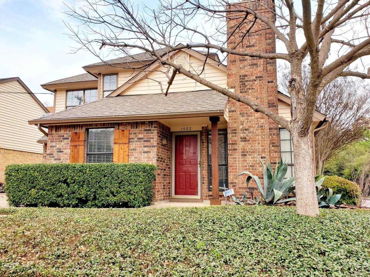 House for rent at 1502 Villars St, Dallas, TX 75204
