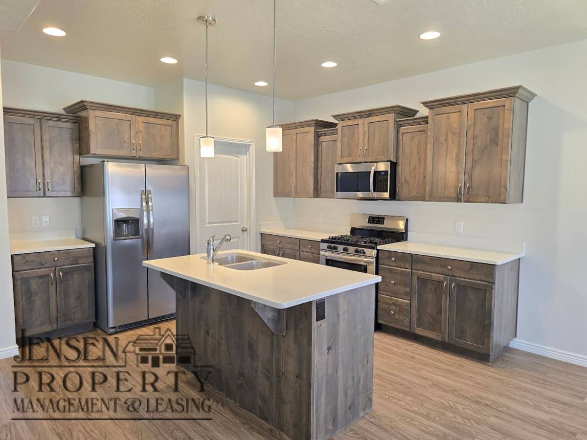 House for rent at 3276 E Red Cedar Dr, Saint George, UT 84790