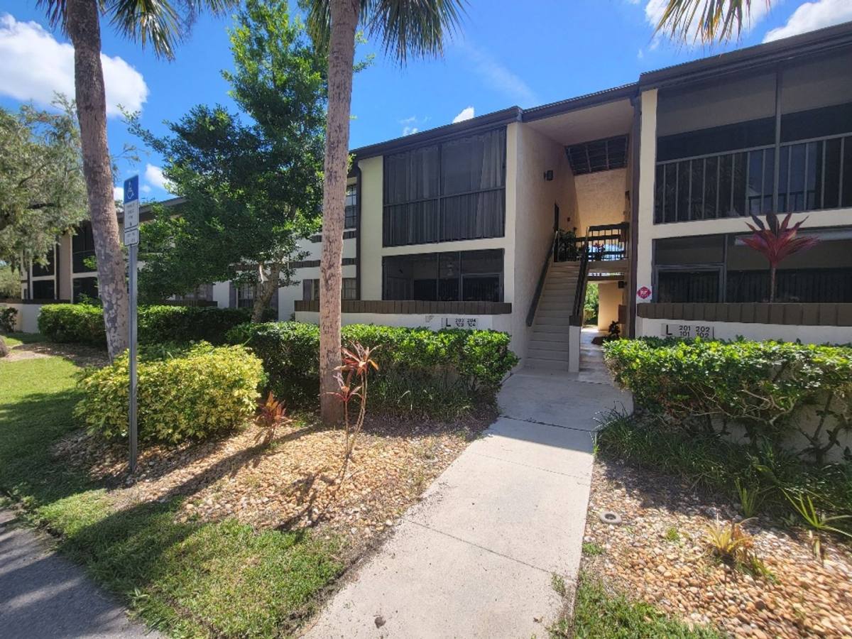 Condo for rent at 19505 Quesada Ave, Port Charlotte, FL 33948