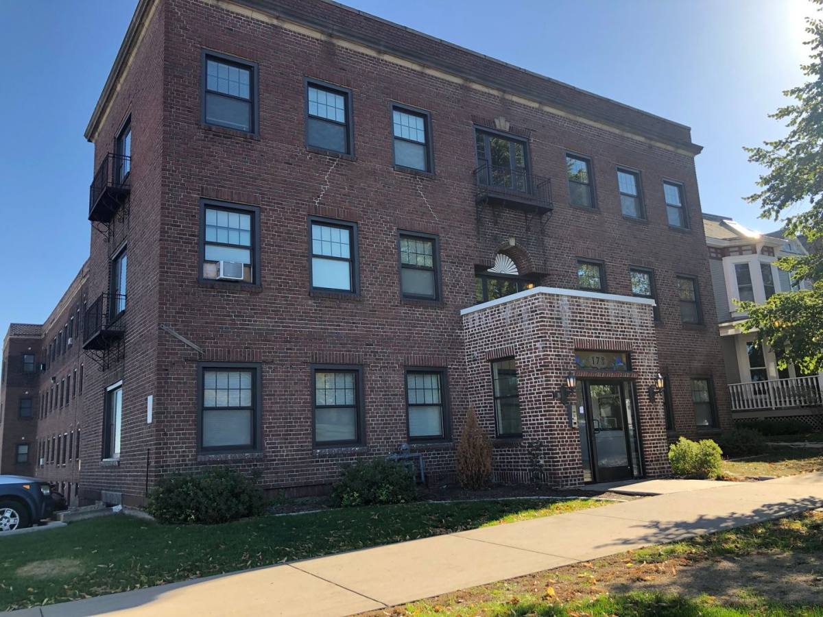 Apartment for rent at 178 Summit Ave, Saint Paul, MN 55102