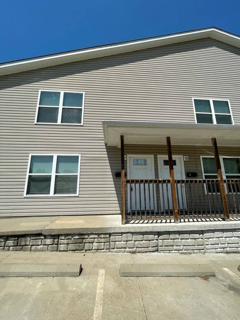 Apartment for rent at 203 Tyler St, Fulton, MO 65251