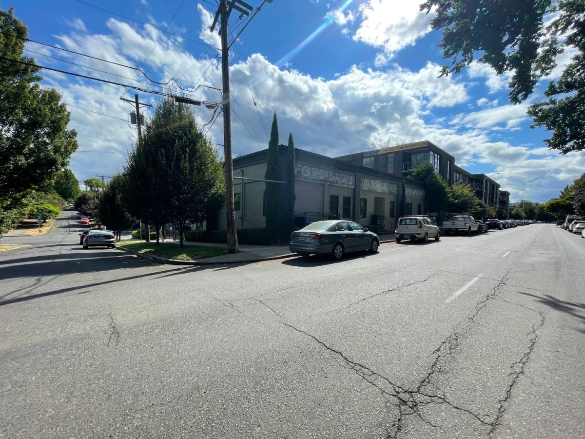 Apartment for rent at 2230 SE Morrison St, Portland, OR 97214