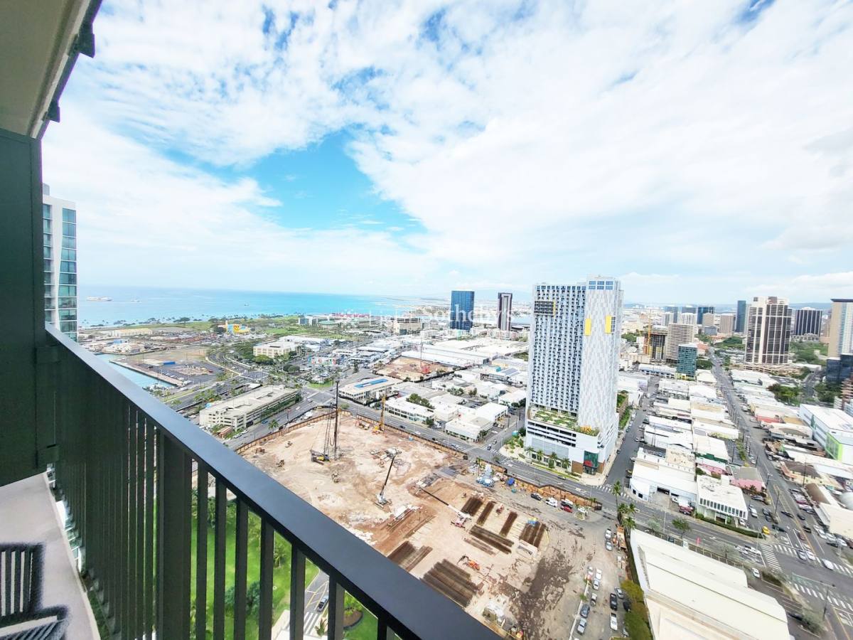 Condo for rent at 987 Queen St, Honolulu, HI 96814