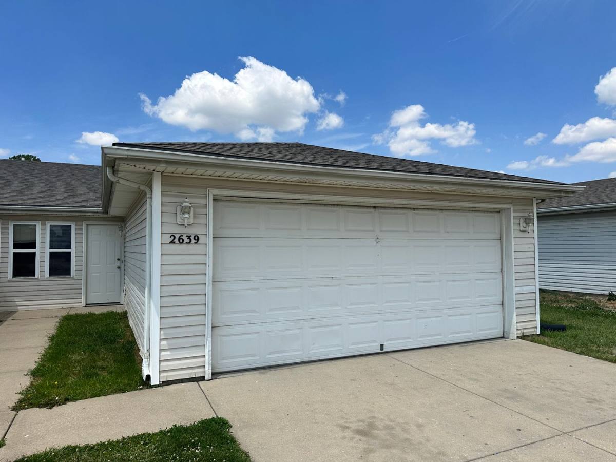 Apartment for rent at 2635-2639 N, Lincoln, NE 68521