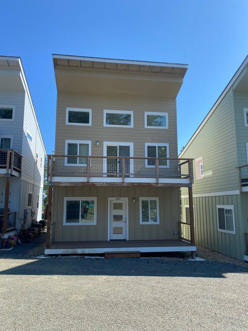House for rent at 605 Finnegan Way, Friday Harbor, WA 98250