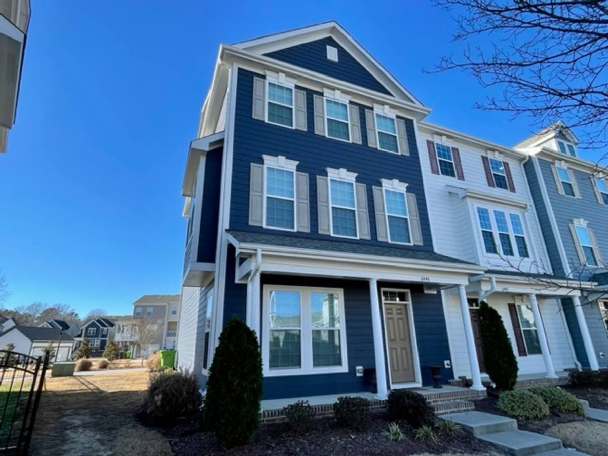 Townhouse for rent at 6445 Giddings St, Raleigh, NC 27616