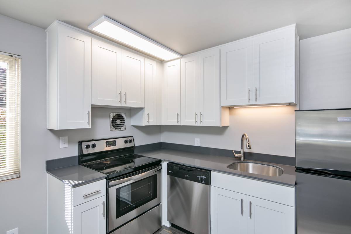Apartment for rent at 4259 Gilman Ave W, Seattle, WA 98199