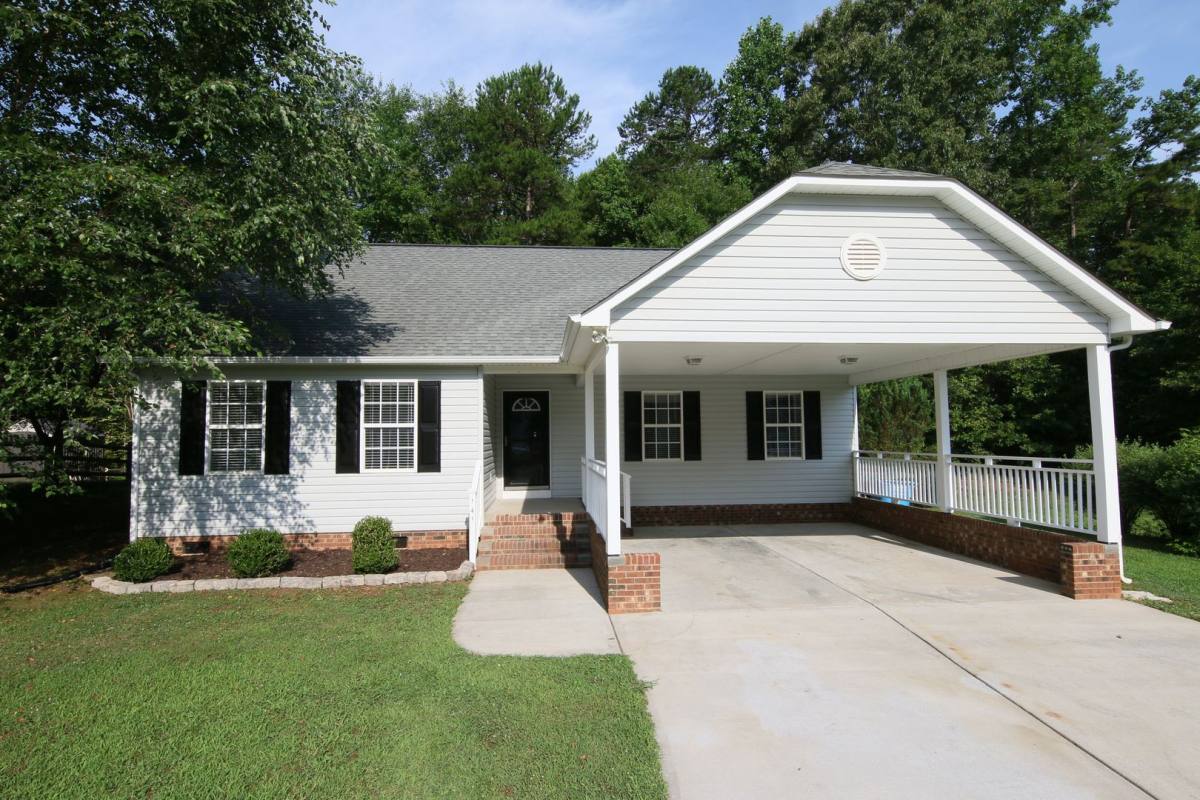 House for rent at 141 Webbs Mill Dr, Fort Mill, SC 29715